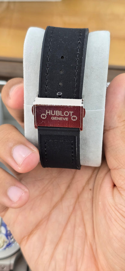 Montre HB Simple